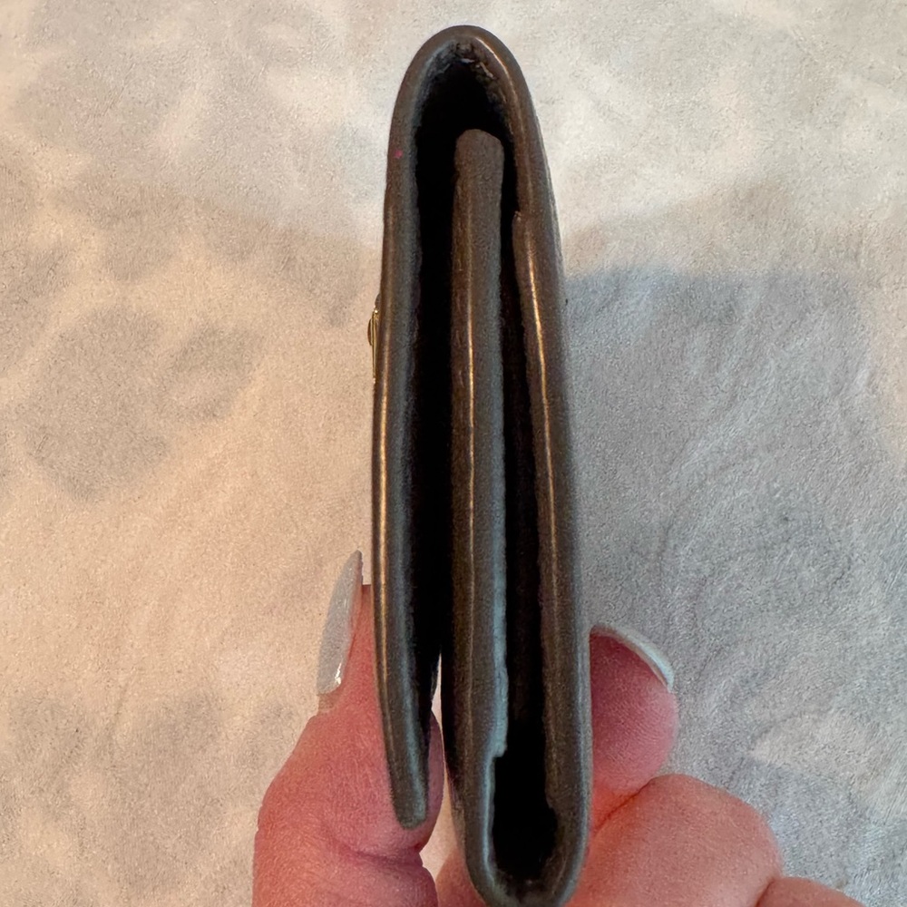 YSL Keyholder - Picture 7 of 7